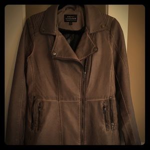 MONTANACO LEATHER JACKET. BEAUTIFUL, NWOT.